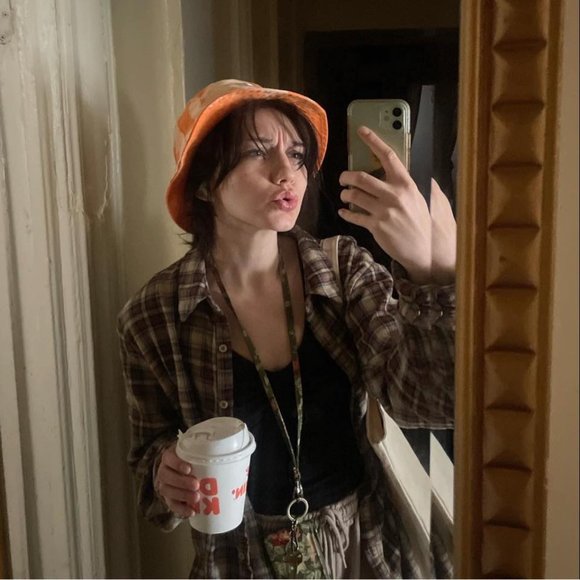 Meet your Posher, Lillian - Picture 6 of 7